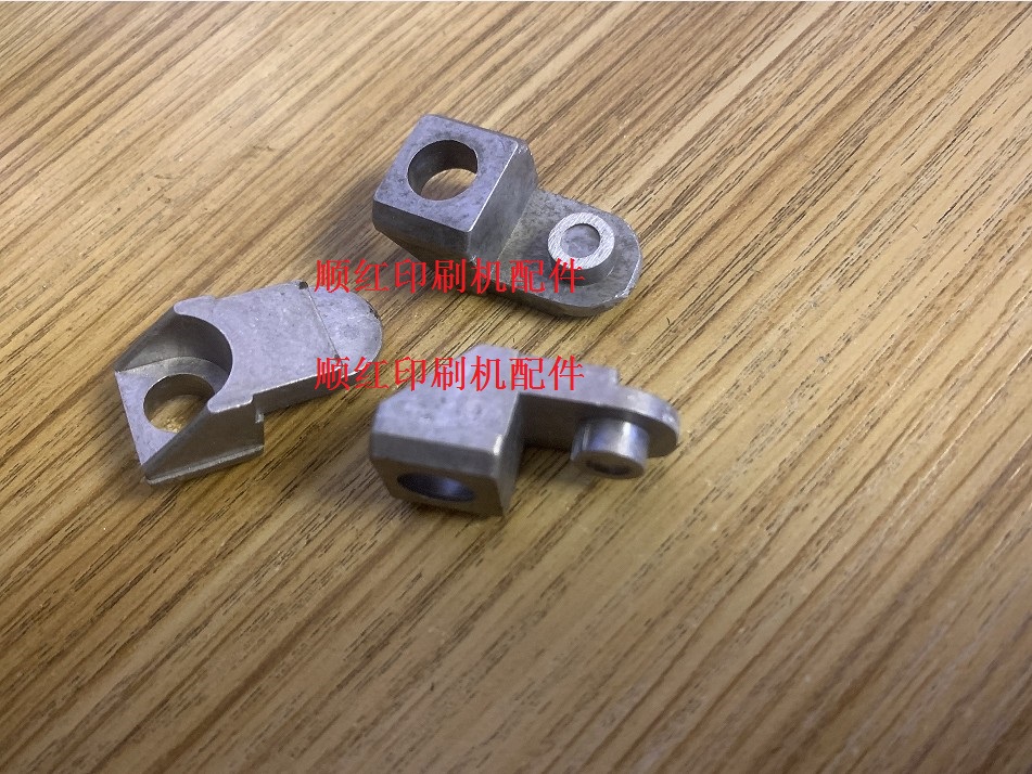 C3.581.131 ���±�ӡˢ����� SM102����ת���ŵ��ɵ� 1+1����Ƭ